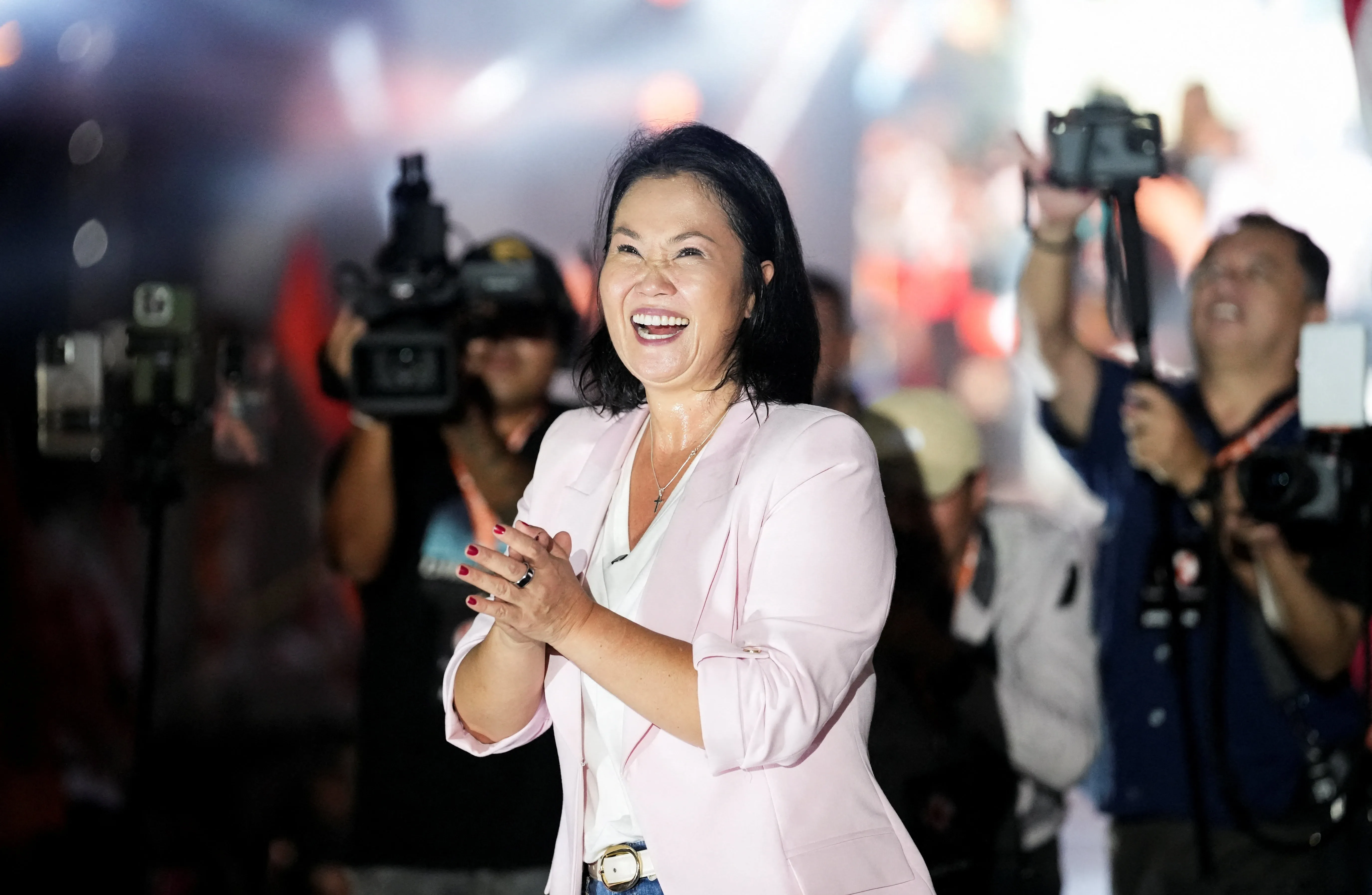 Da filha de ditador ao conservador que se autoflagela: quem são os principais candidatos no Peru