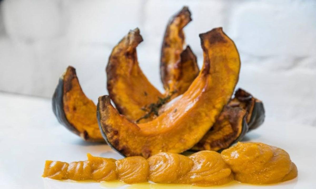 Purê de abóbora cremoso pronto em apenas 4 passos