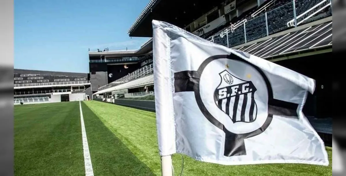 Lucas Veríssimo chega ao Santos, mas reestreia deve ser depois do clássico