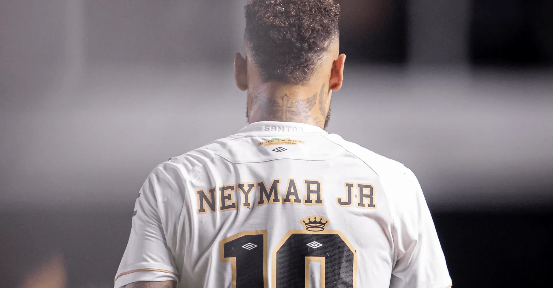 Xavi: "Neymar foi o jogador que mais se aproximou de Messi"