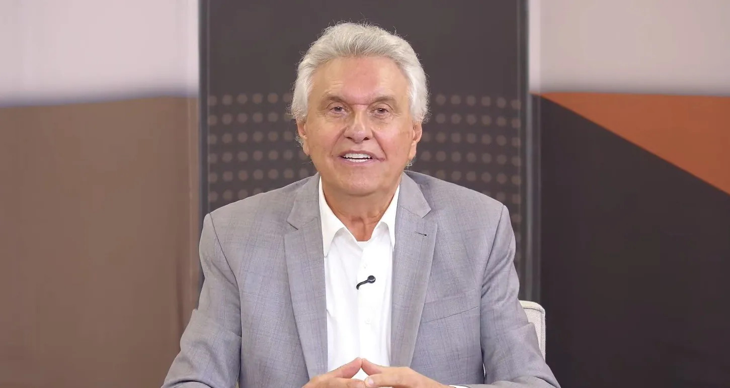 Caiado diz que reajuste do Bolsa Família é 'comprar voto'