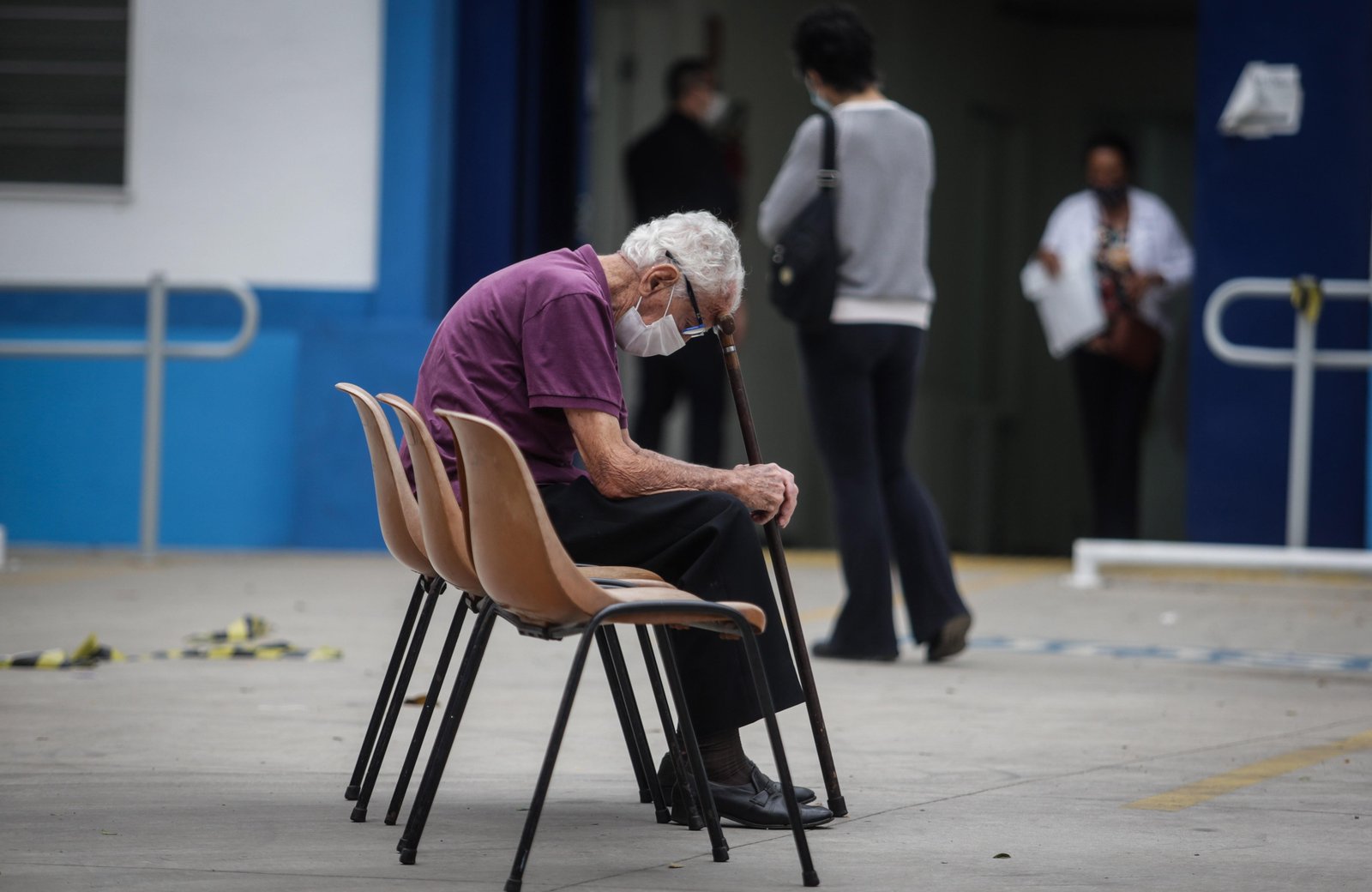 Os desafios do Brasil em saúde antes de ter mais idosos que crianças | G1