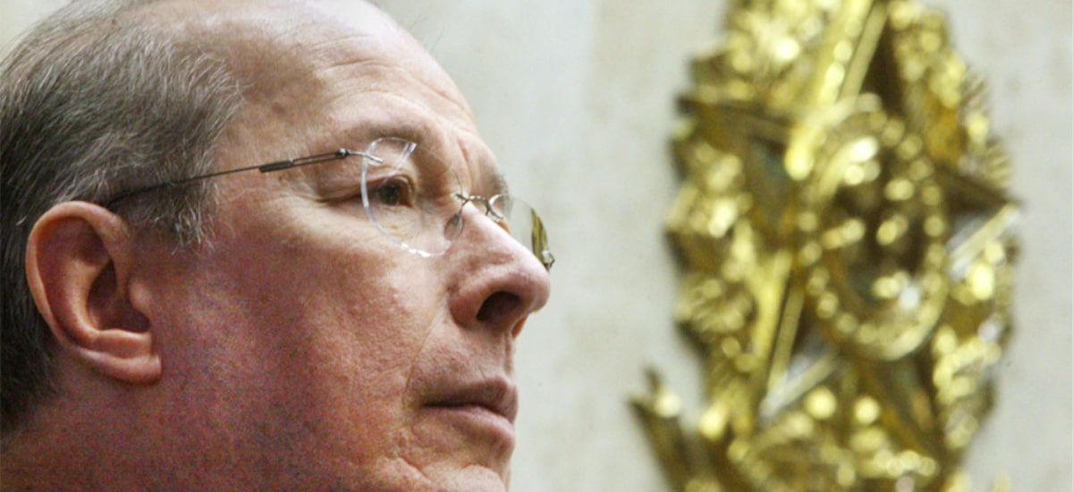 Celso de Mello diz que confiança no STF depende de ‘recato, decoro e imparcialidade’ de seus juízes