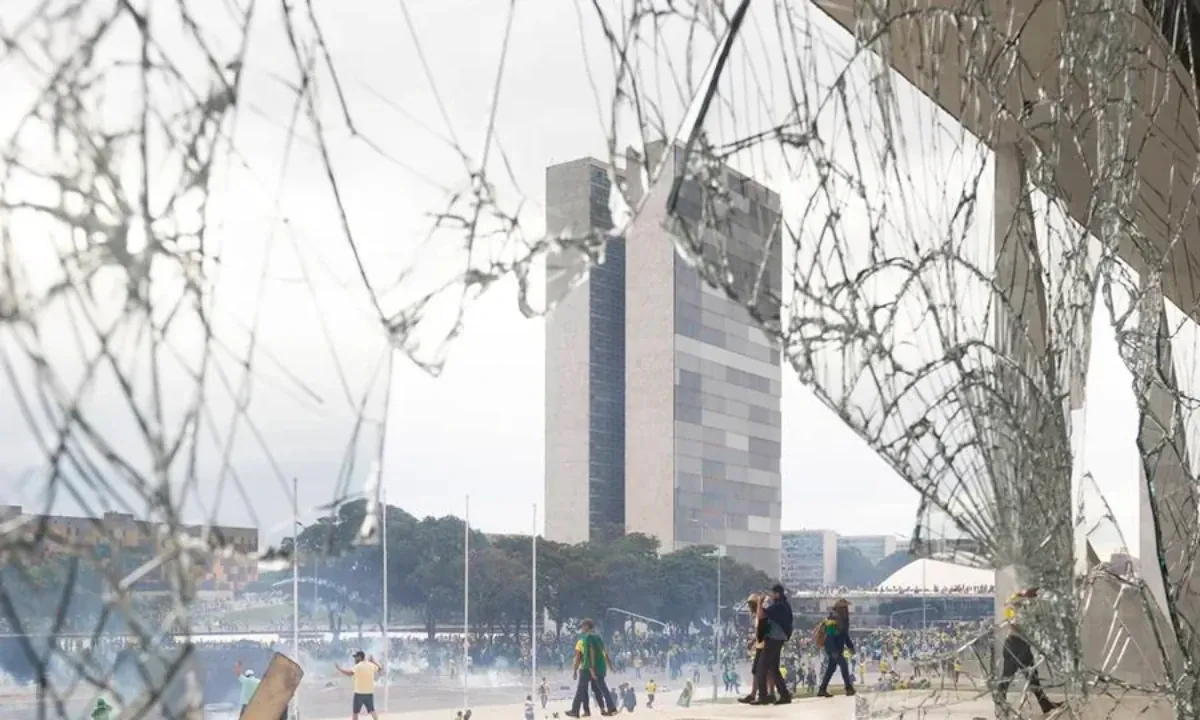 Dosimetria volta ao Congresso com derrota iminente do Planalto