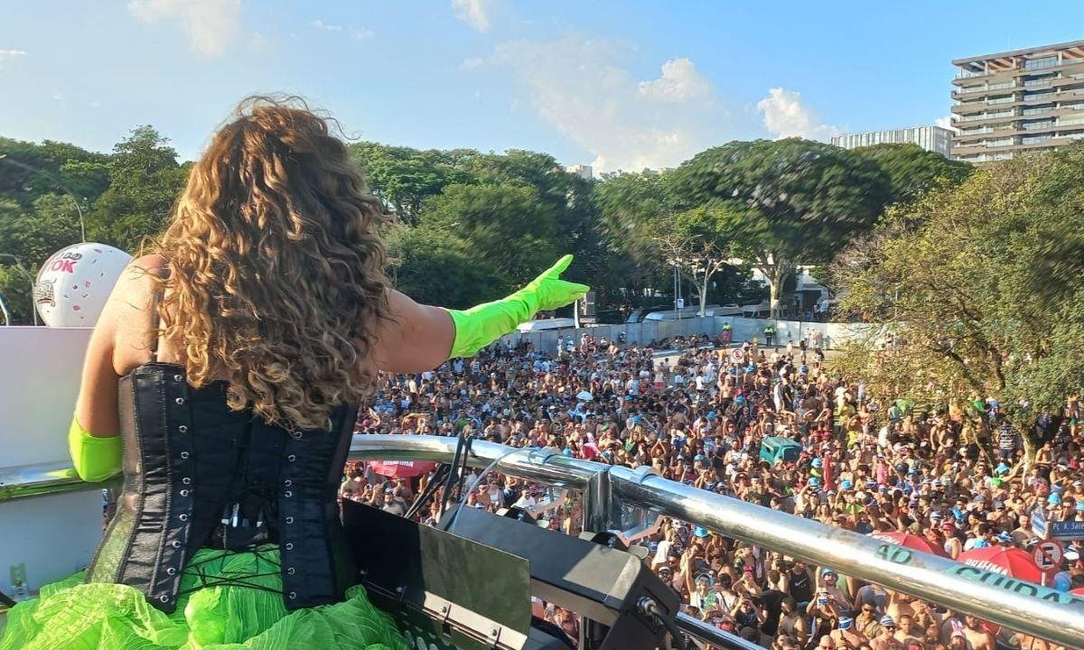 Prefeitura de SP corta R$ 12 milhões do orçamento do Carnaval de Rua