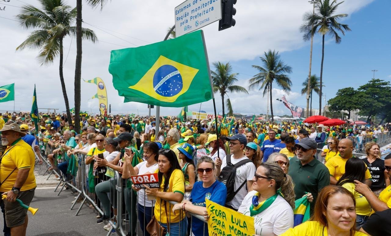 Manifestação esvaziada de bolsonaristas no Rio tem discurso de pré-candidato ao governo, críticas a Lula e ao STF
