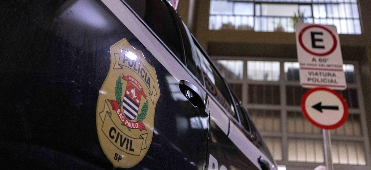 Funcionária morre após roubo a farmácia da zona norte com troca de tiros entre policial e suspeitos