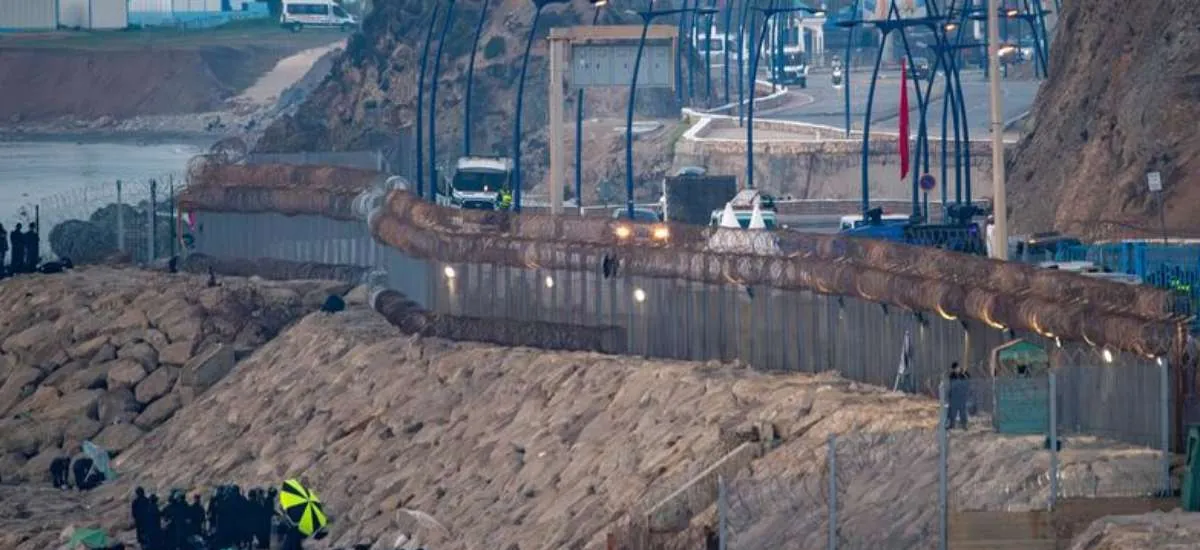 Marrocos detém mais de 100 migrantes rumo a Ceuta