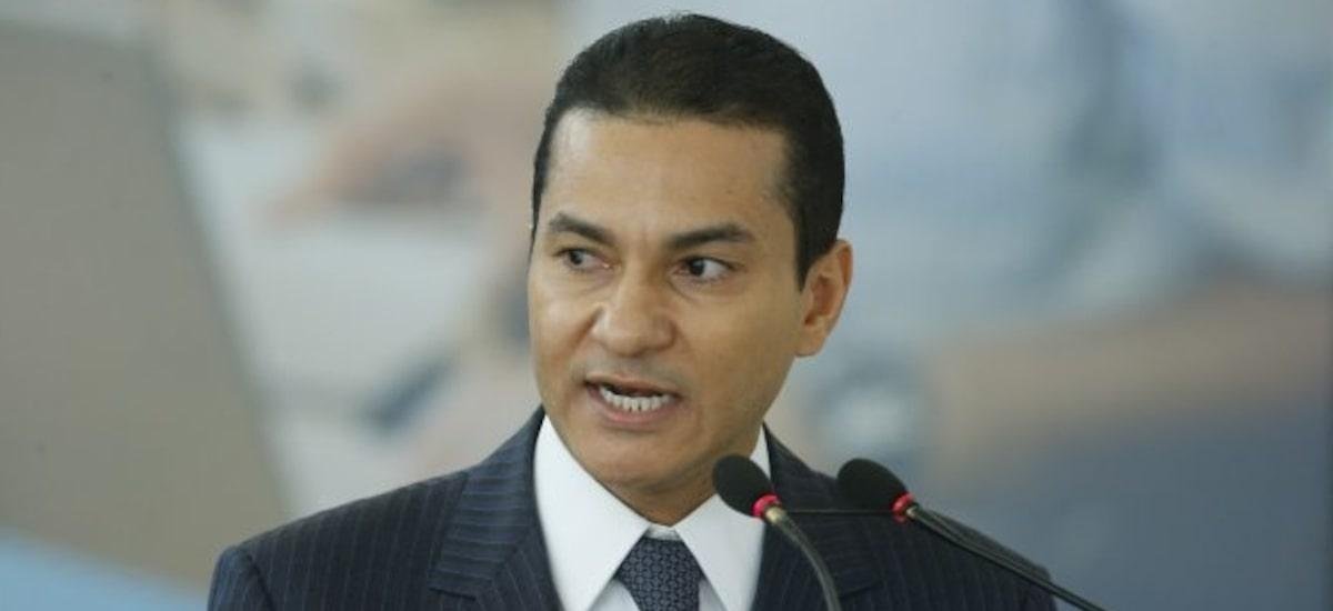 Presidente do Republicanos diz que partido pode apoiar nome da oposição a Lula ou ficar neutro