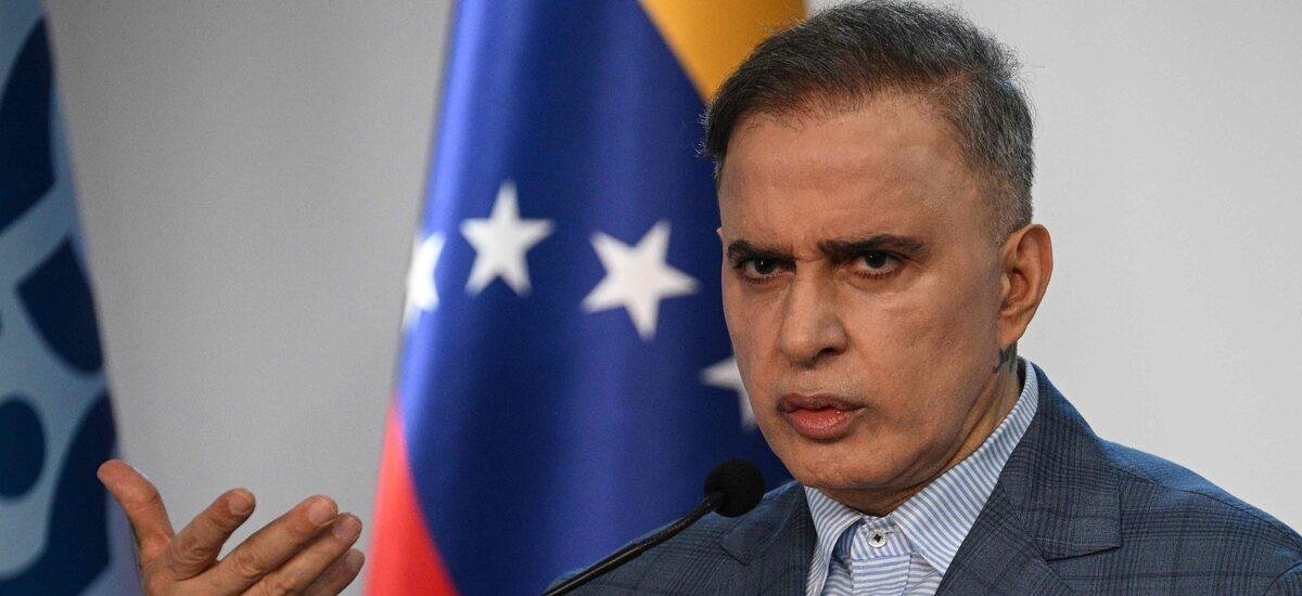Procurador-geral da Venezuela que era próximo de Maduro renuncia ao cargo