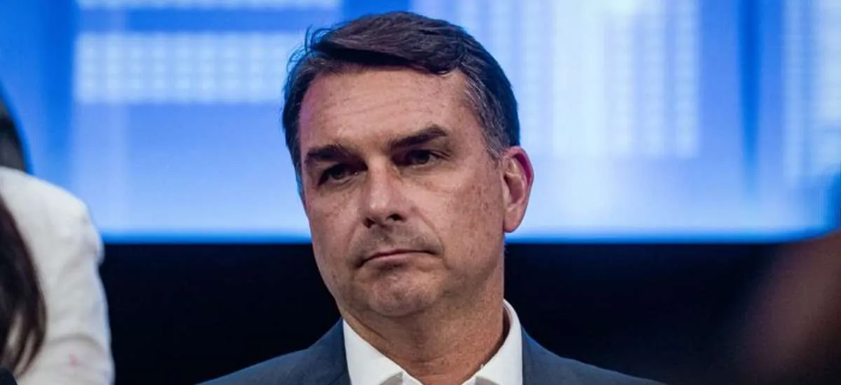 Globo ignora encontro com Flávio no JN antes de sabatina