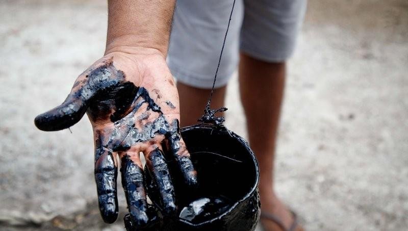 Após testes de universidade indicarem semelhança com petróleo, ANP investiga líquido encontrado por agricultor no Ceará