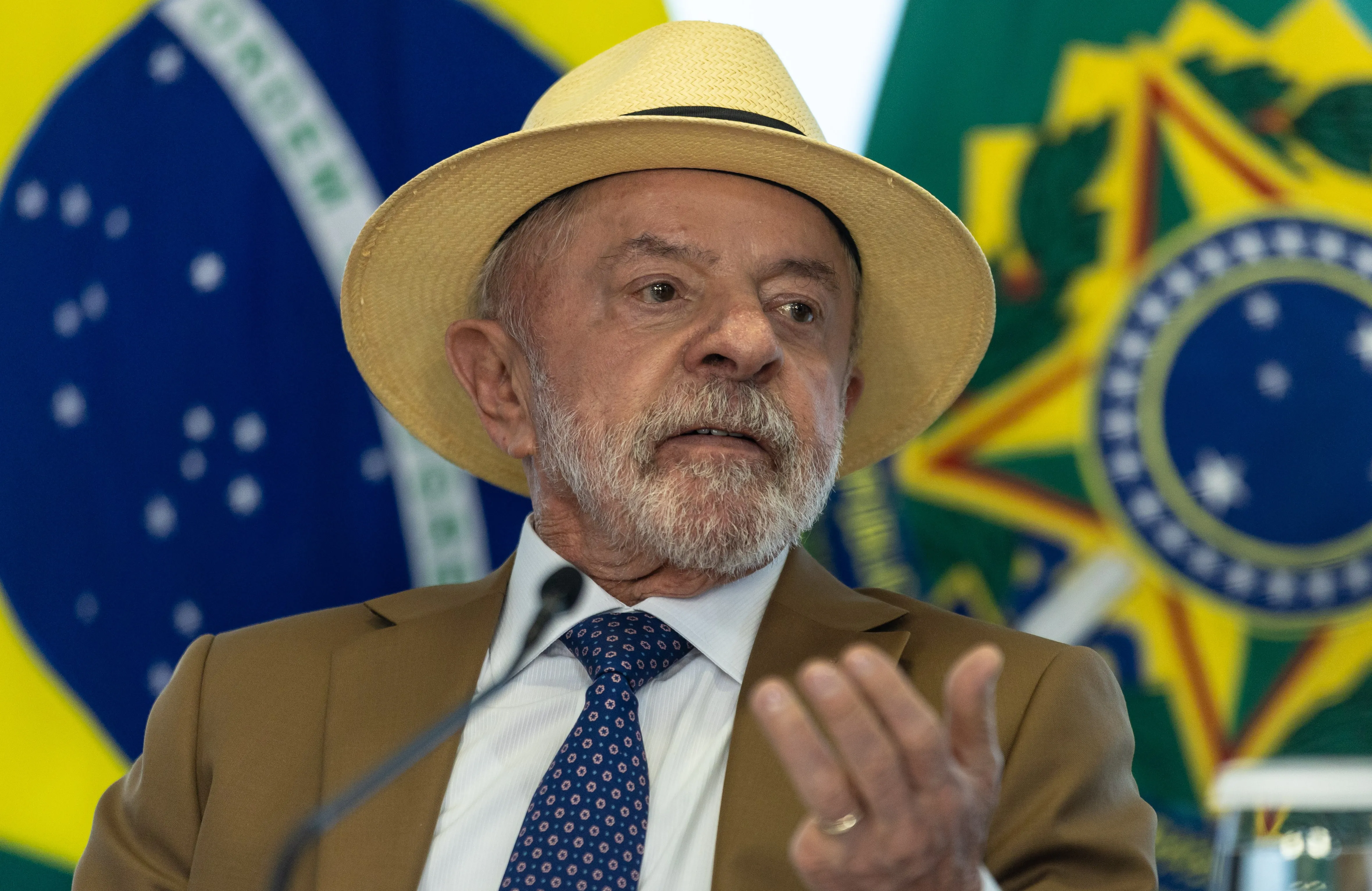 Lula reúne empresários após encontro de Flávio Bolsonaro e Faria Lima
