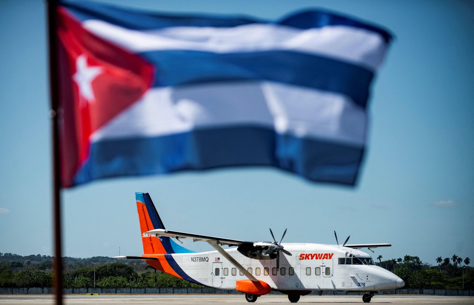 Trump diz que os EUA estão considerando uma 'tomada de controle amigável' de Cuba; venda de petróleo é parte-chave de plano