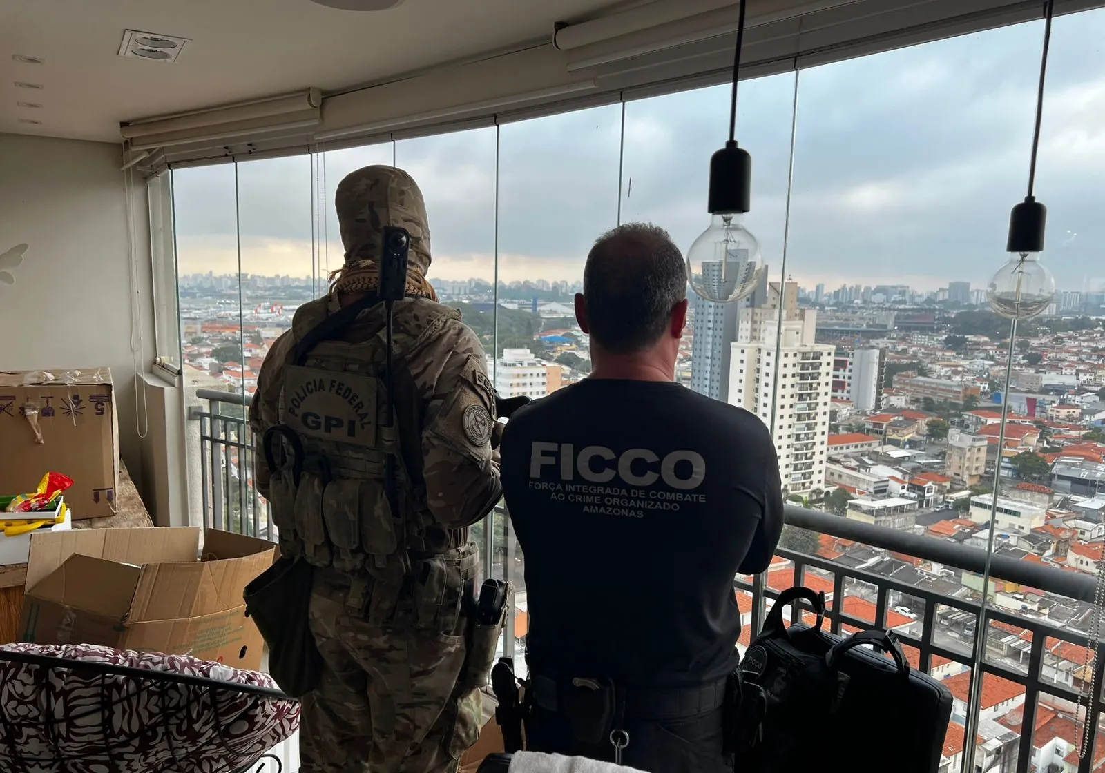 Presos suspeitos de movimentar milhões em cripto para facção no AM