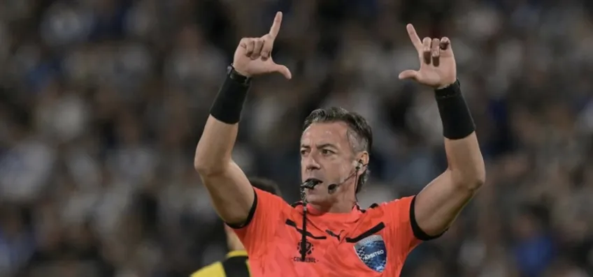Casa Branca usou dossiê contra Claus para liberar Balogun, diz jornal
