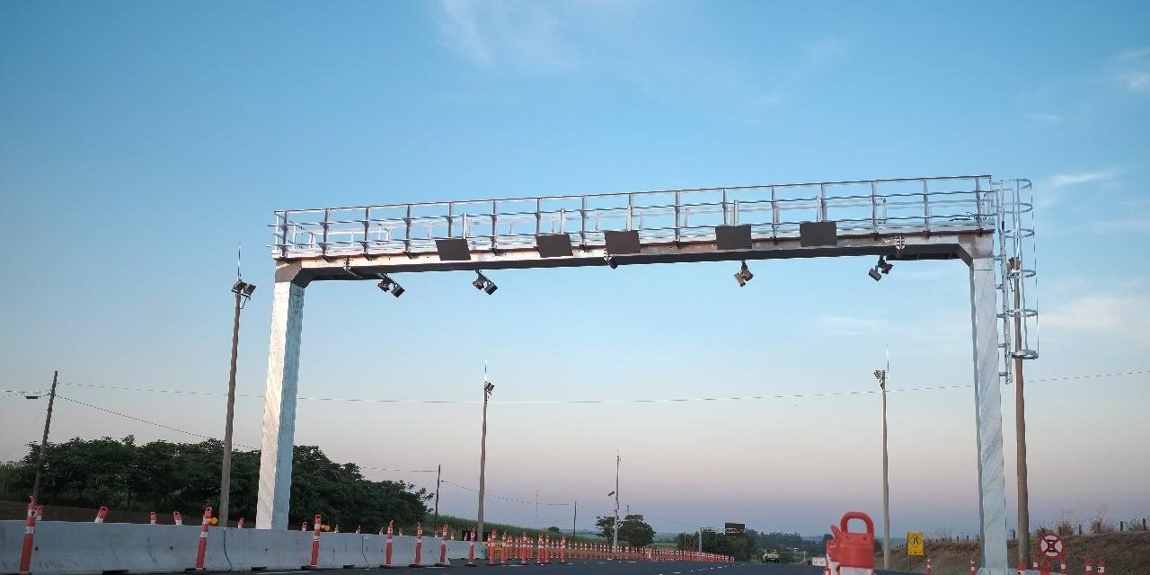 Passar pela contramão no pedágio free flow não evita cobrança | G1