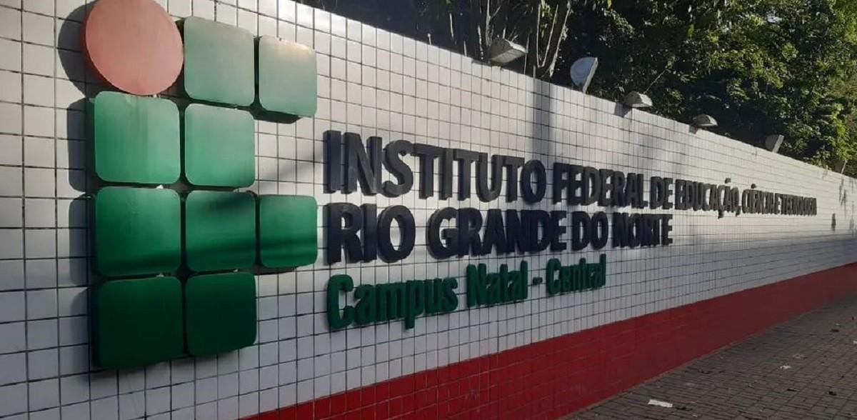 IFRN afasta professor para apurar denúncias de suposto assédio sexual | G1