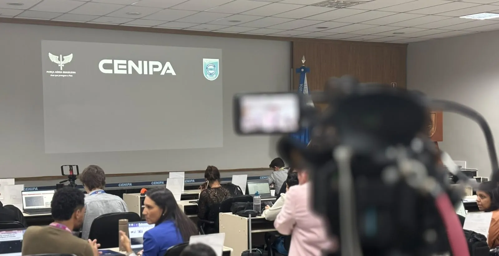 Distração na cabine, gelo e fiscalização insuficiente: entenda conclusões do relatório do Cenipa em acidente da Voepass