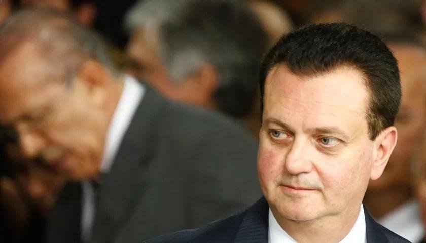 Kassab deseja boa sorte a Flávio e tenta reinventar a direita