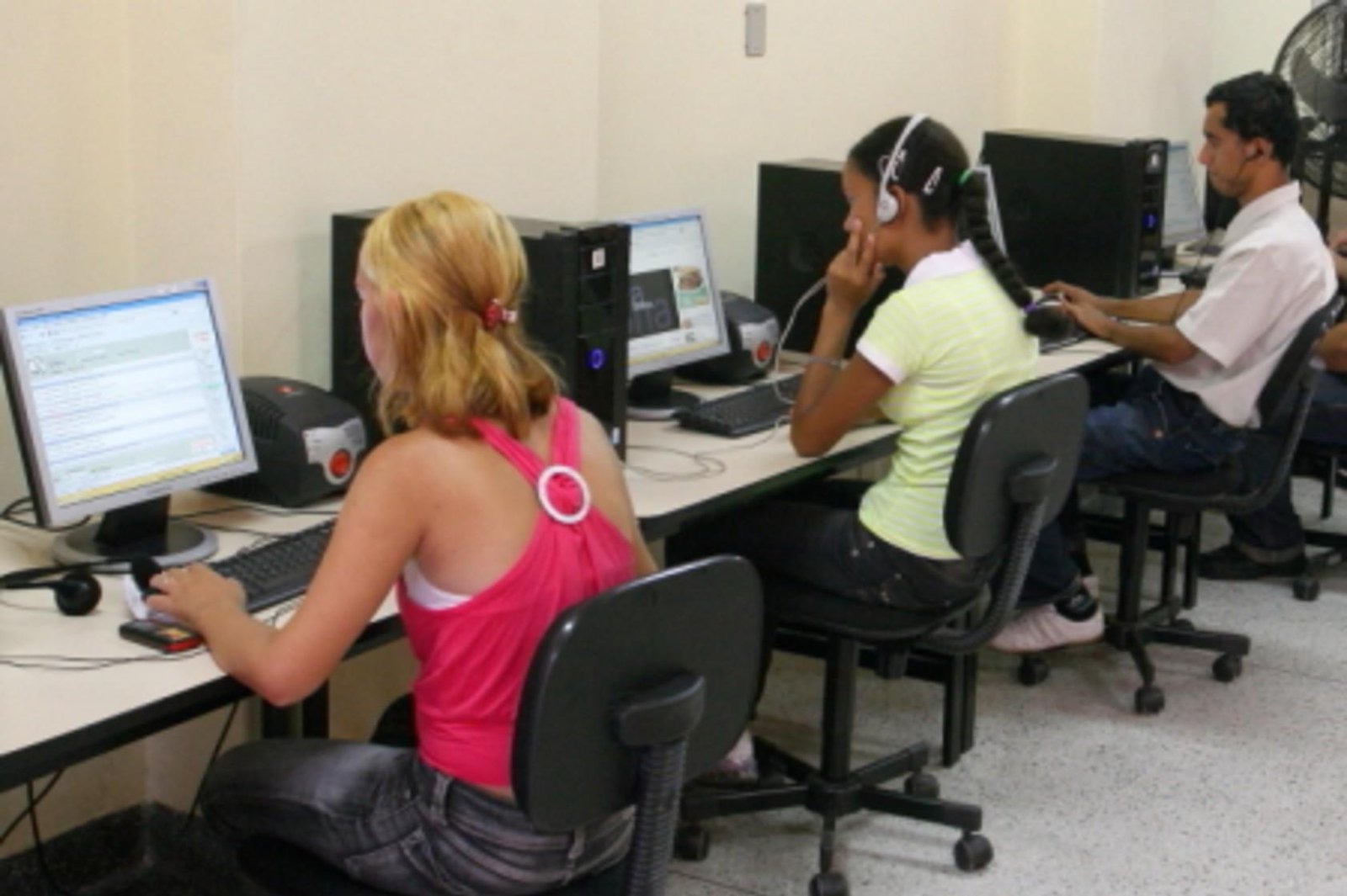 Programa de apoio à tecnologia tem 58 vagas de estágio abertas em Jacareí; veja como se inscrever | G1