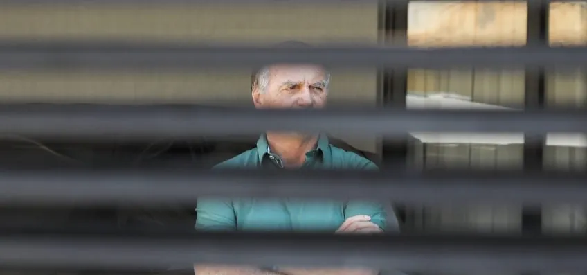 Bolsonaro recorre de proibição das visitas de Flávio por 90 dias