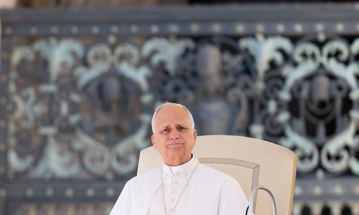 Papa Leão XIV pede paz em meio a conflitos entre Irã, EUA e Israel