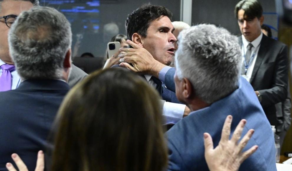 Oposição e governo acirram disputa no Congresso em ano eleitoral e dão novo impulso a CPIs