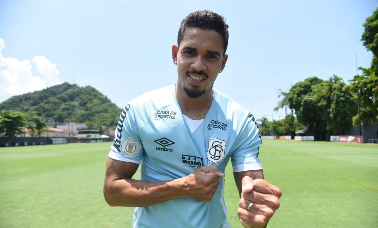 Santos acerta com Lucas Veríssimo e corre para fechar contratação