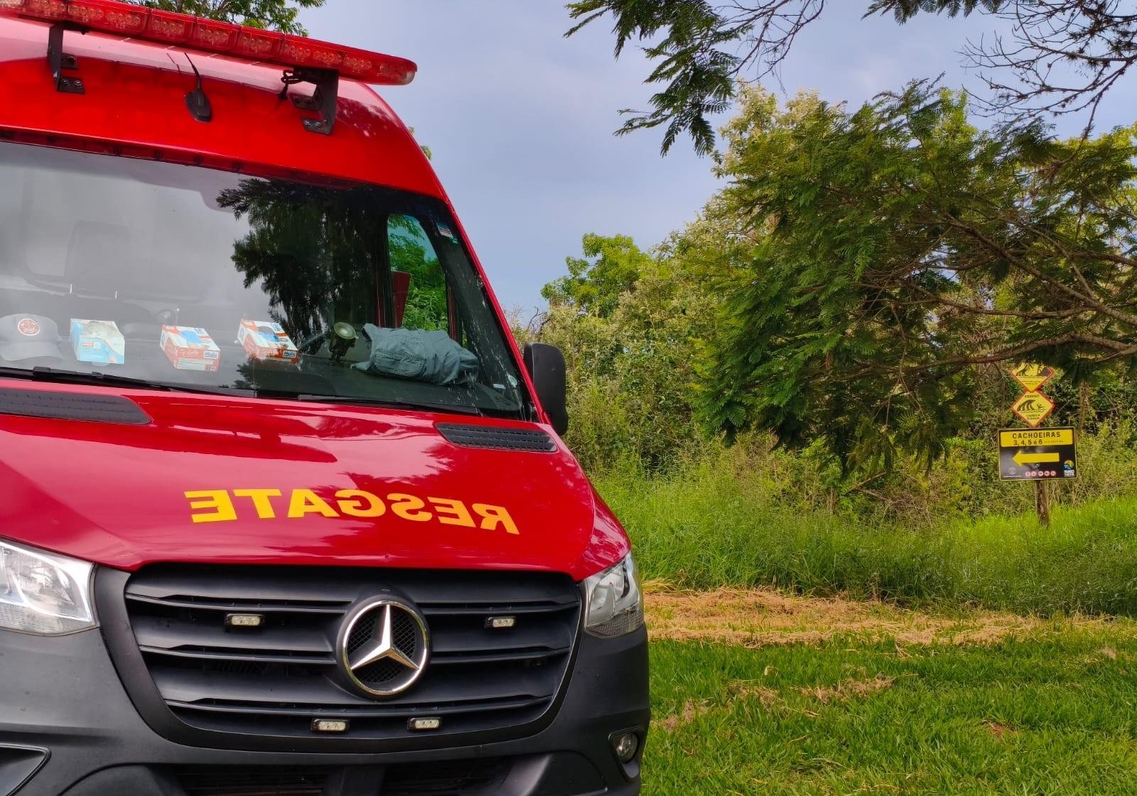 Homem morre após caçamba de trator cair sobre ele em Abaeté, MG | G1