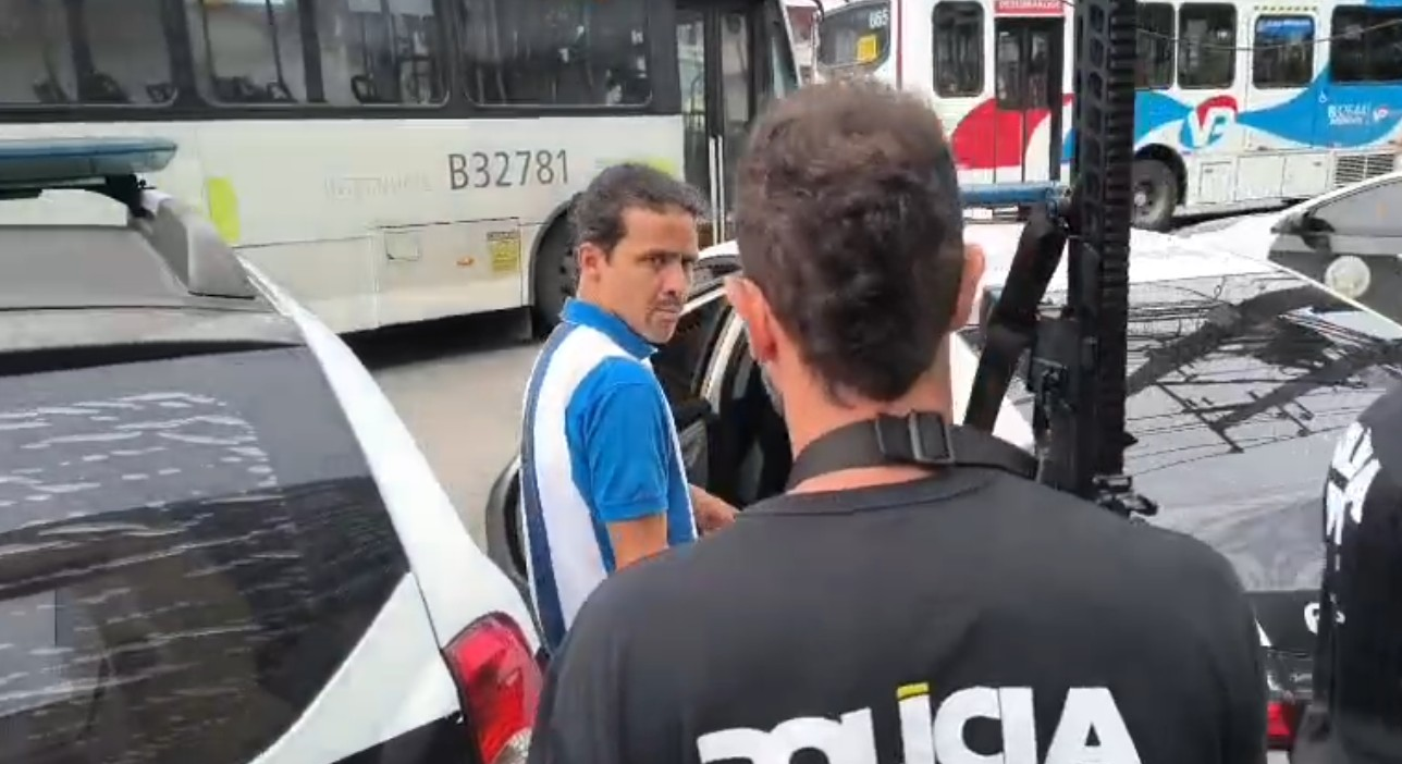 Motorista é preso por estupro de idosa dentro de ônibus no Rio | G1