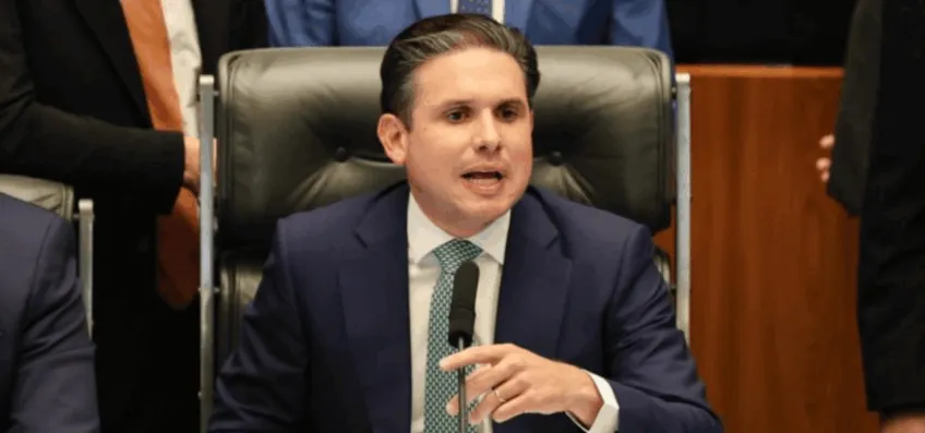 Motta chama decisão de Dino sobre emendas de “indevida intervenção”