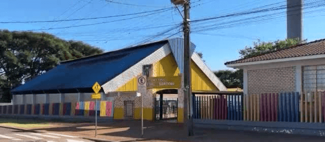Escola entrega menina de 4 anos para família errada em Cascavel