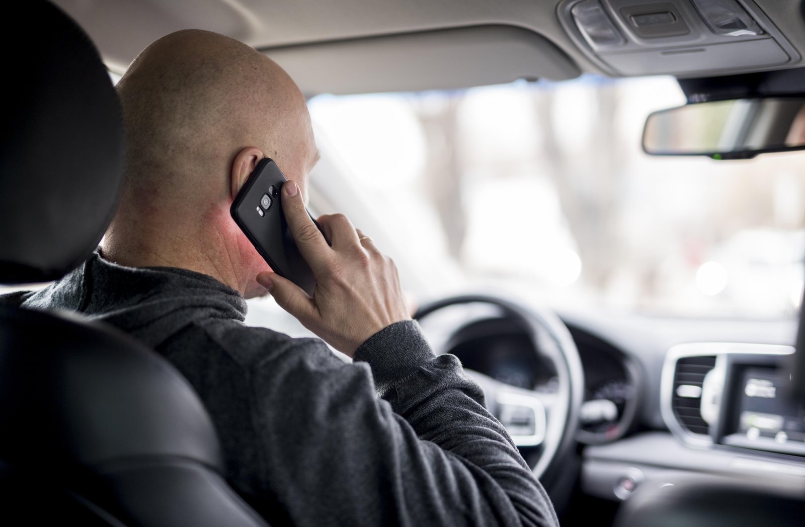 Multas por uso de celular ao volante crescem mais de 20% em Prudente | G1