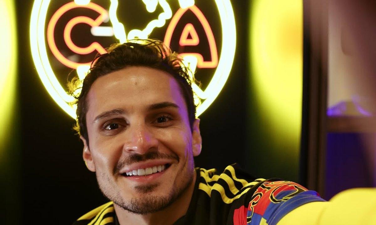 "Soy americanista": Raphael Veiga é anunciado pelo América do México