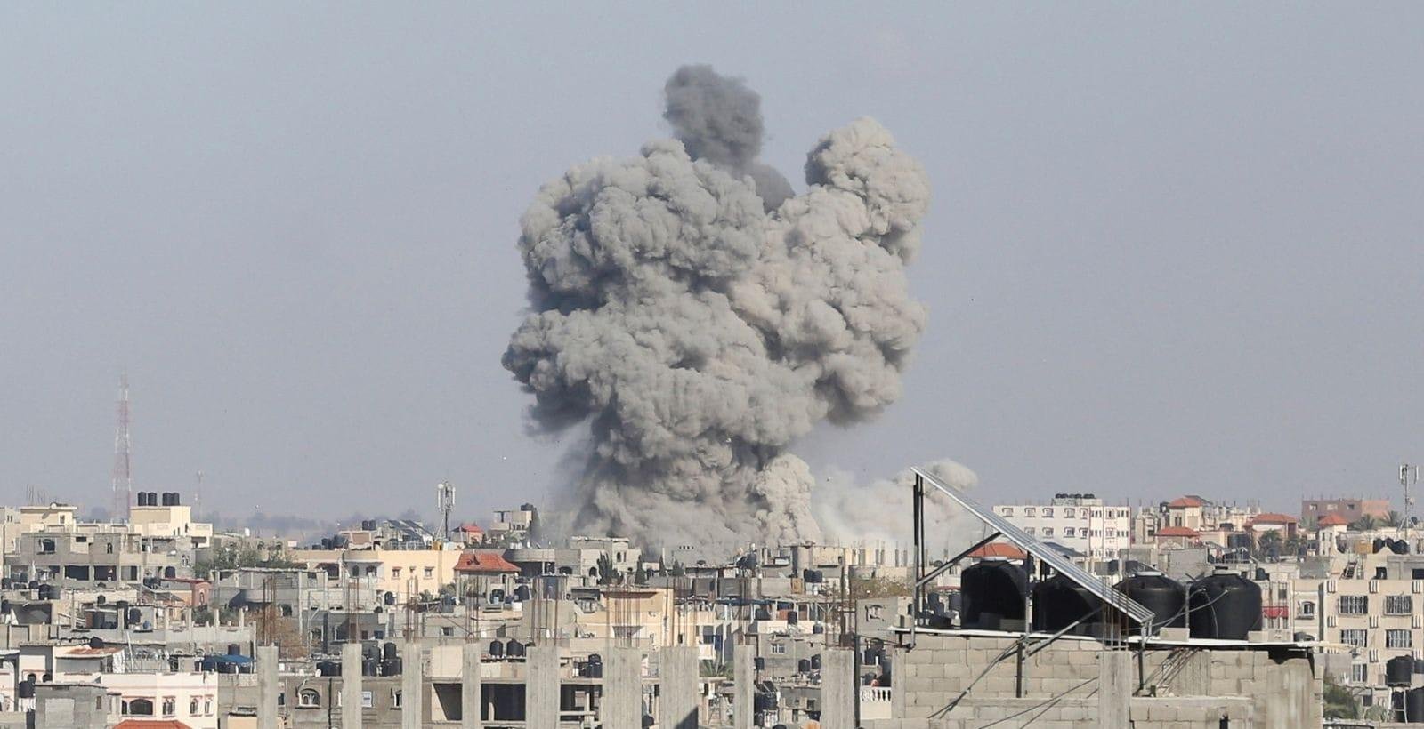 Passagem de Rafah em Gaza é fechada após ataque deixar quase 20 mortos