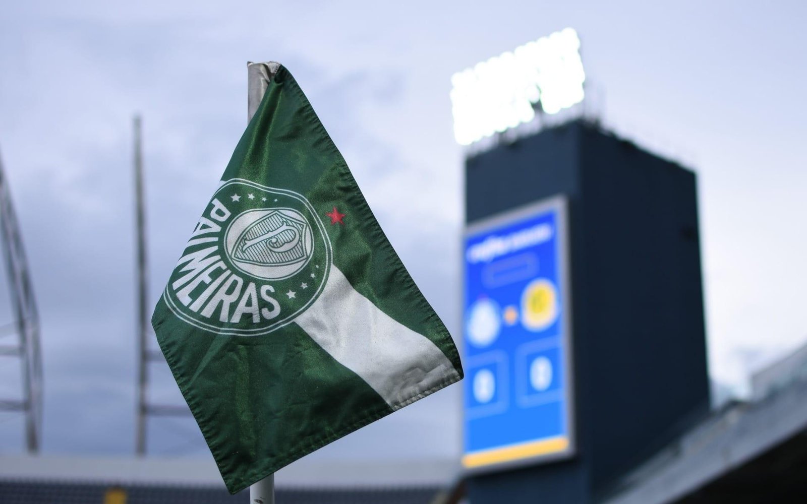 Palmeiras encerra 2025 com receita recorde de R$ 1,6 bilhão; veja números