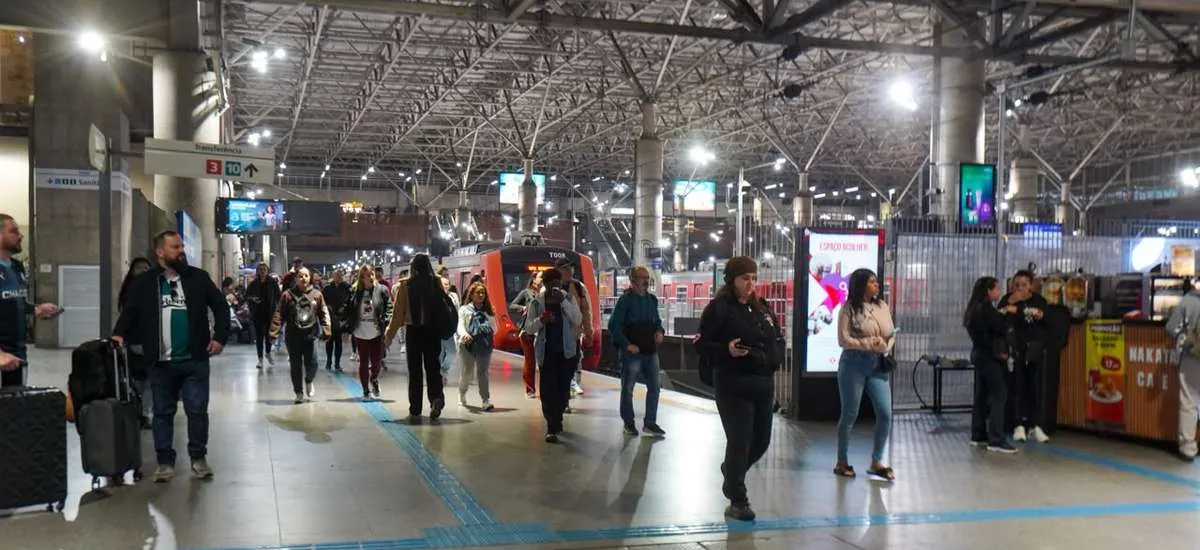 Governo diz que sindicato descumpriu número mínimo de funcionários durante greve dos trens em SP