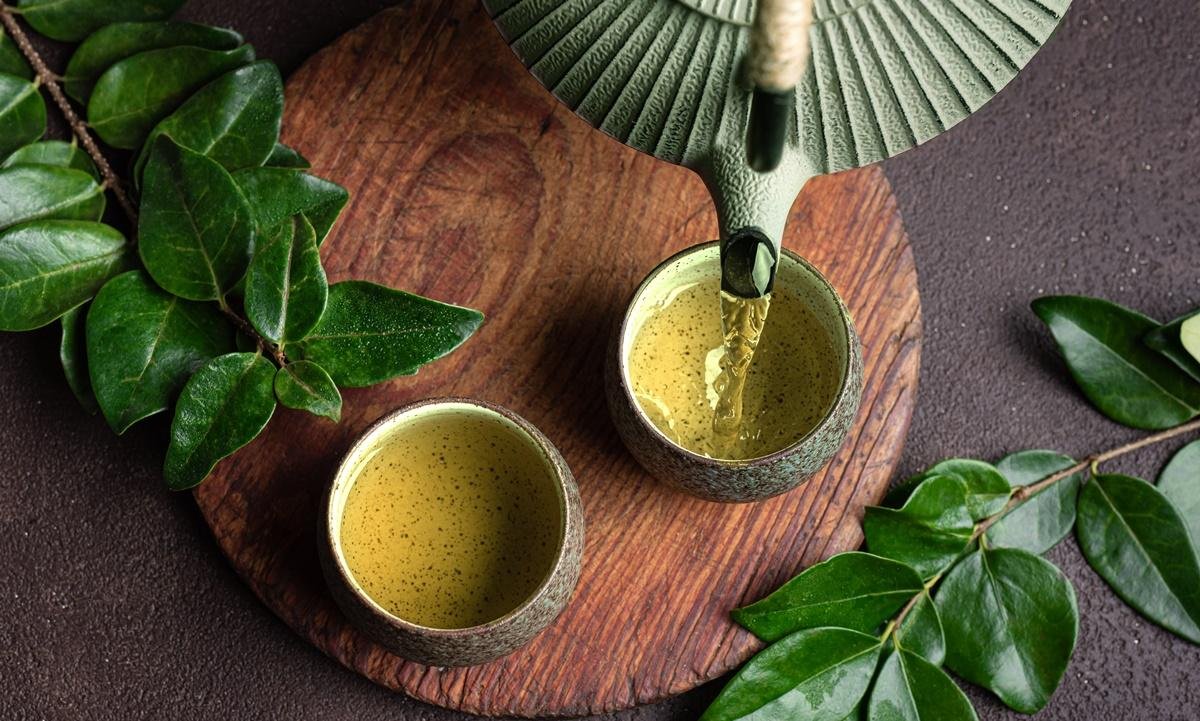 Carnaval: top chás que desincham para tomar antes ou depois dos blocos