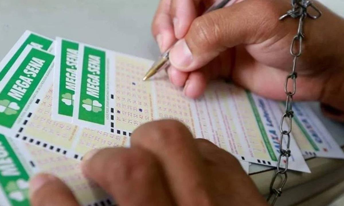 Mega-Sena 2967 acumula e prêmio sobe para R$ 130 milhões