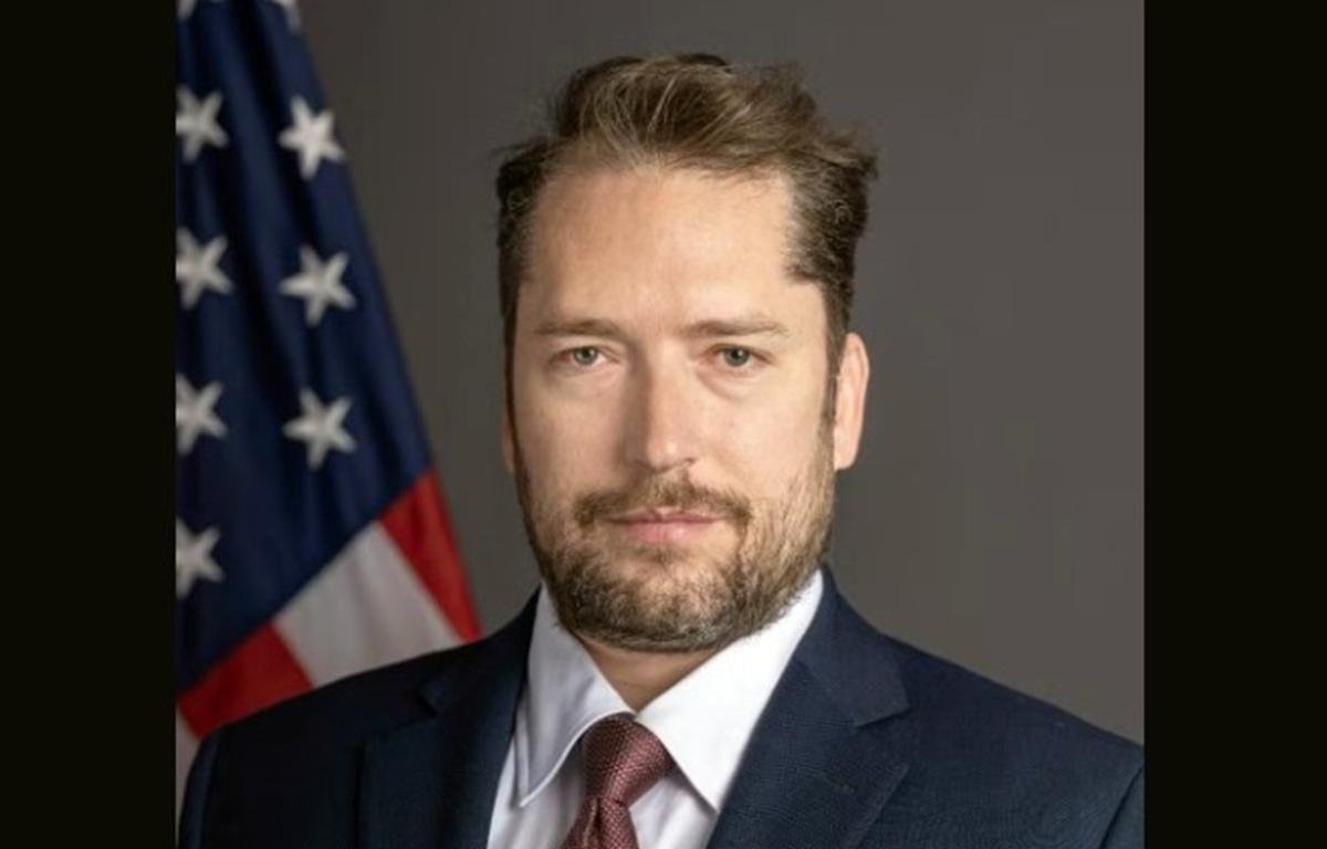 Trump nomeia secretário de extrema direita para supervisionar o Brasil