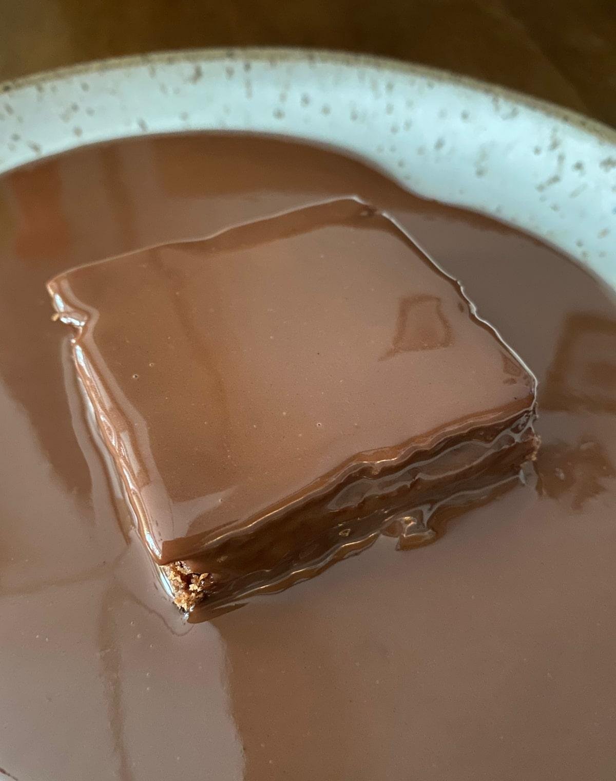 Receita fácil de calda de chocolate para brownie