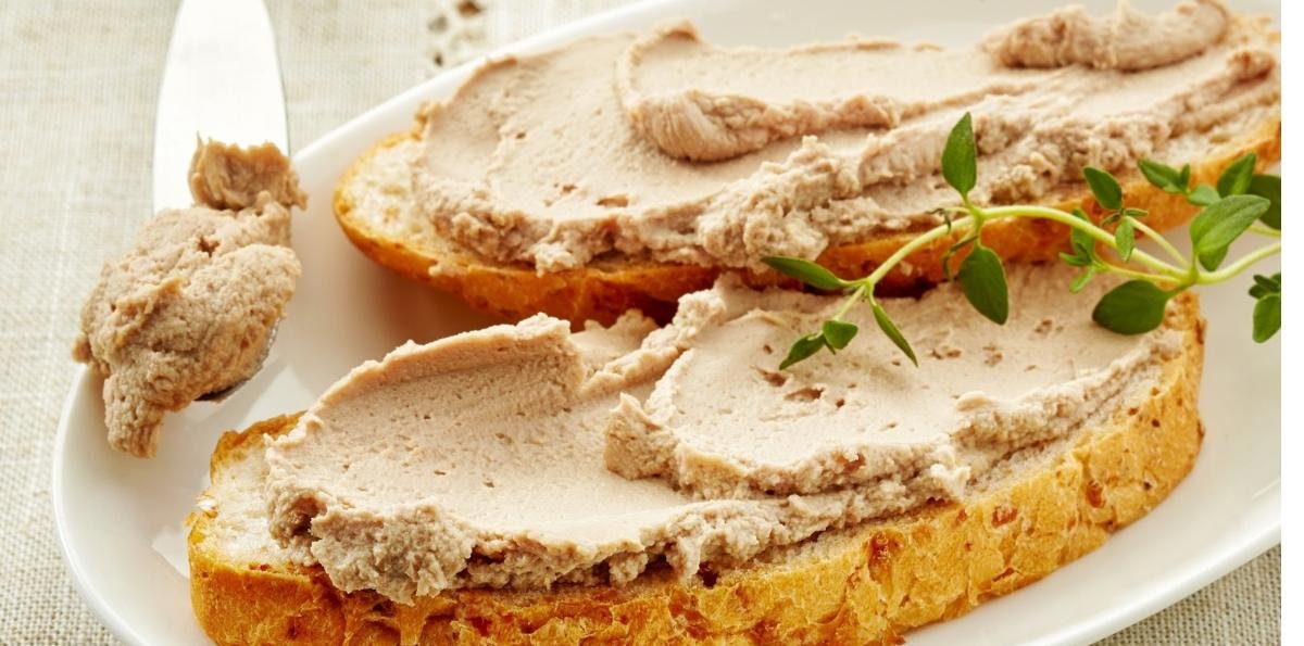 Peito de frango sai do óbvio neste patê proteico que ajuda a emagrecer
