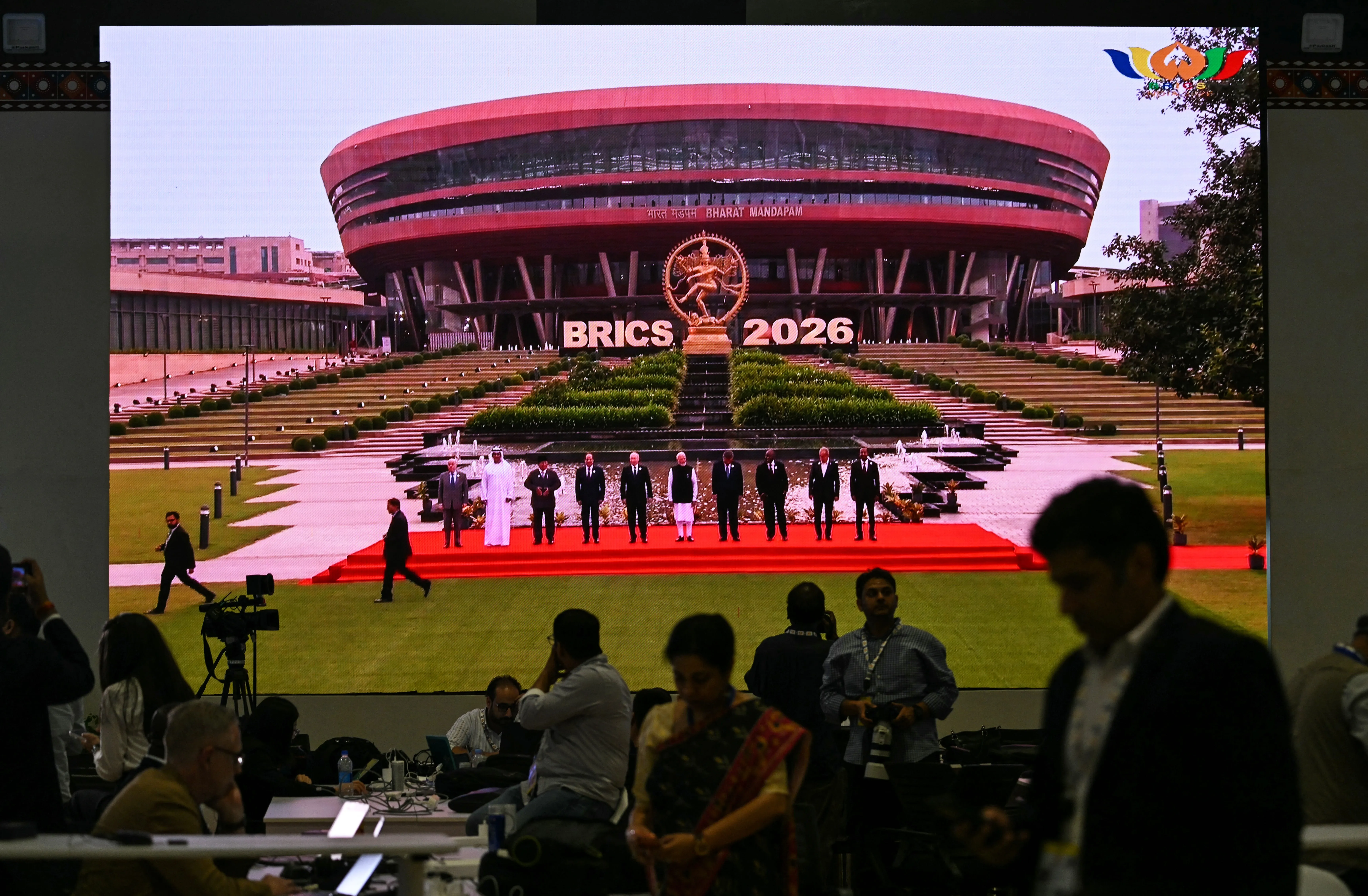 Brics pede 'máxima prudência' no Oriente Médio, e presidente do Irã diz que região 'não precisa de um policial' em referência aos EUA