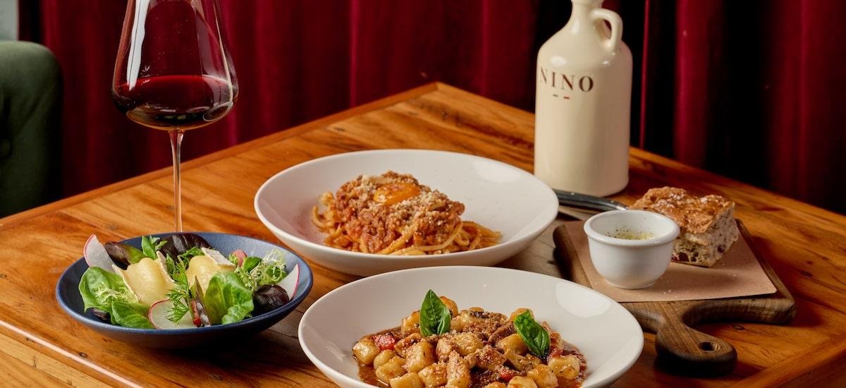 Sabia que dá para comer menu executivo em restaurante Michelin? Veja opções no D.O.M. e mais