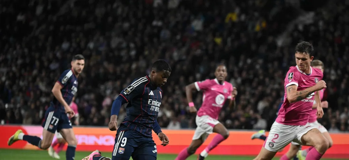 Endrick tem boa atuação, não marca, mas dá assistência na derrota do Lyon para o Toulouse