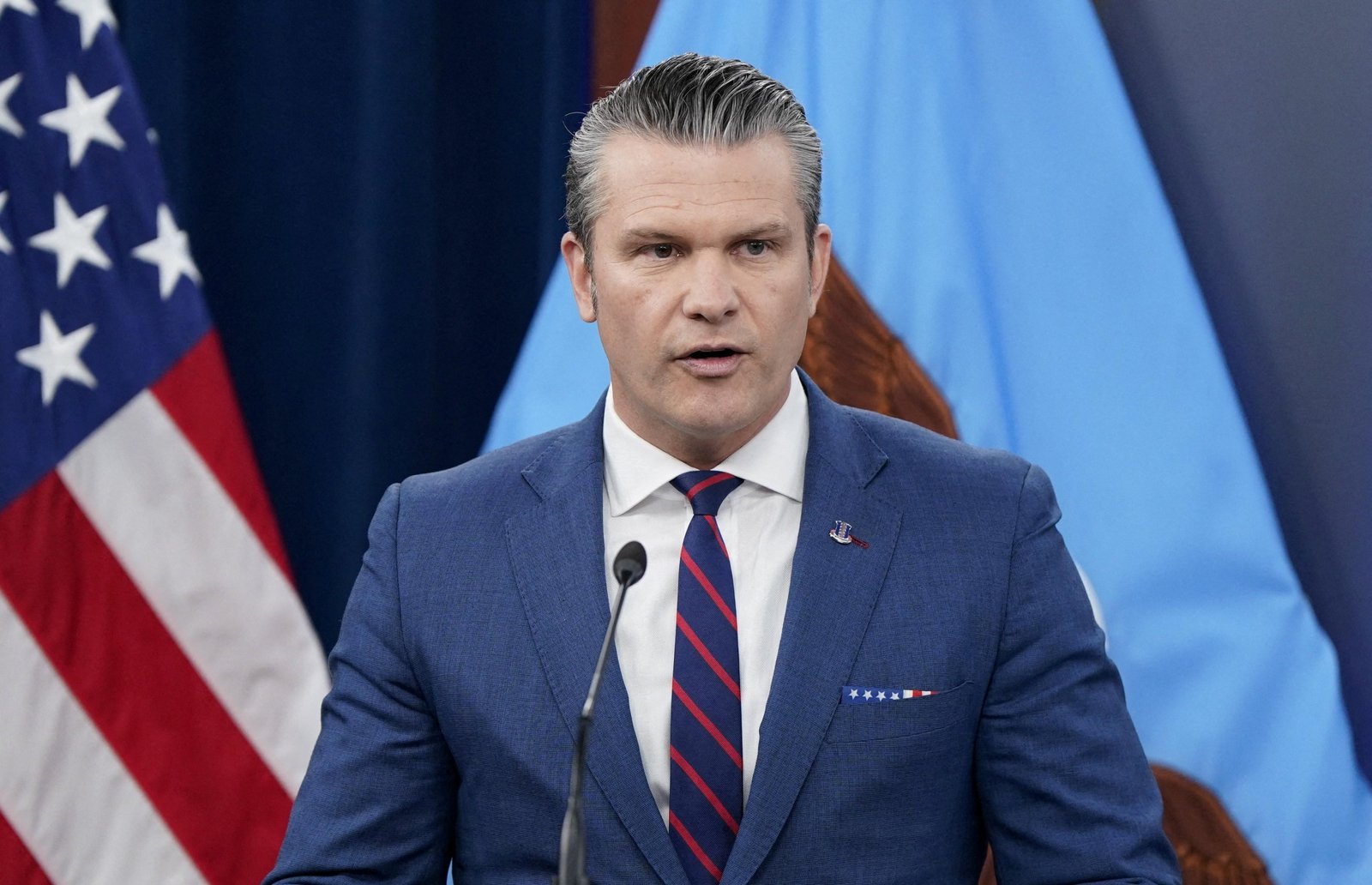 Secretário de Trump diz que guerra contra Irã 'não será eterna' | G1