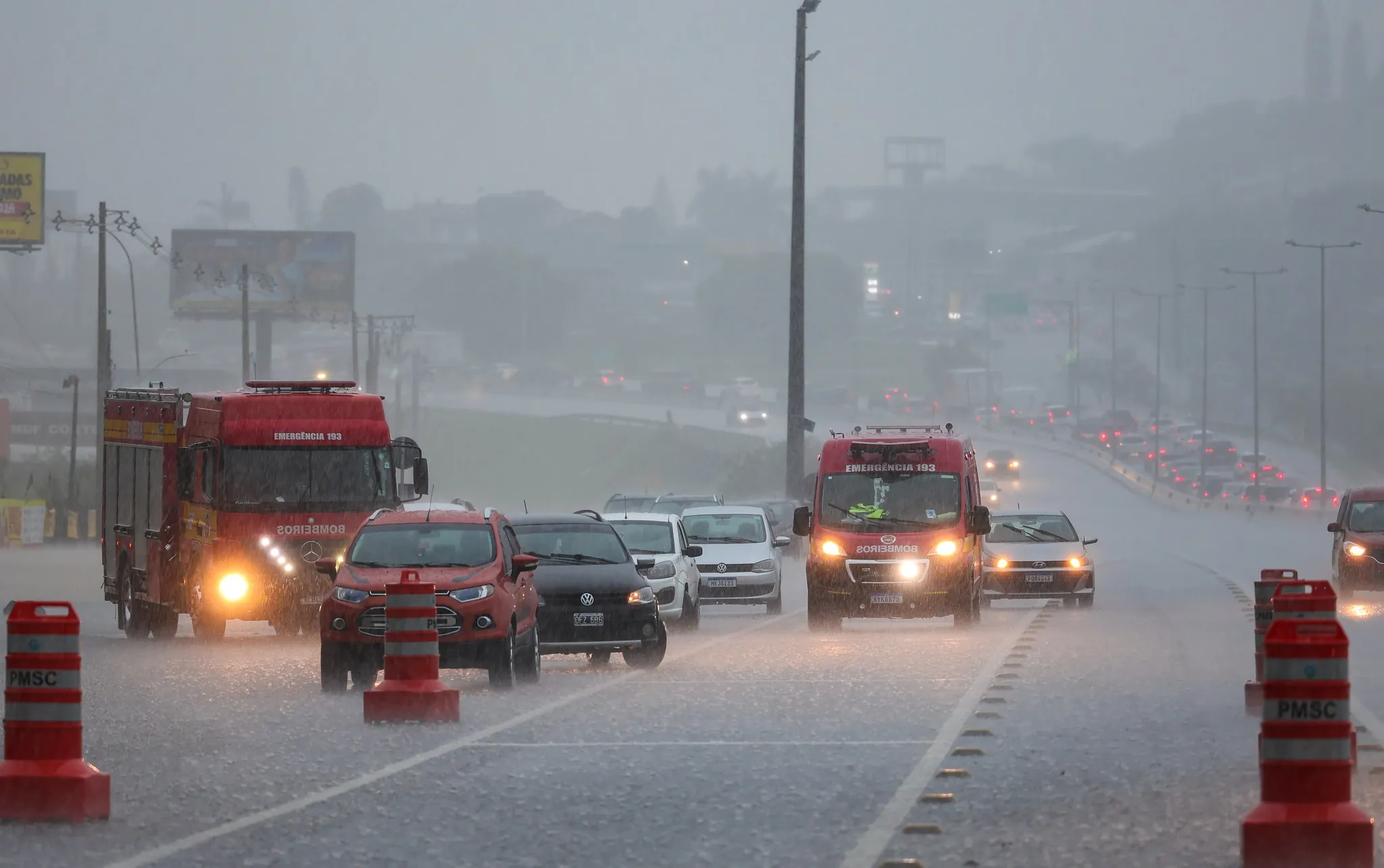 Chuva deve voltar a SC, e Defesa Civil alerta para risco de temporais isolados e alagamentos pontuais