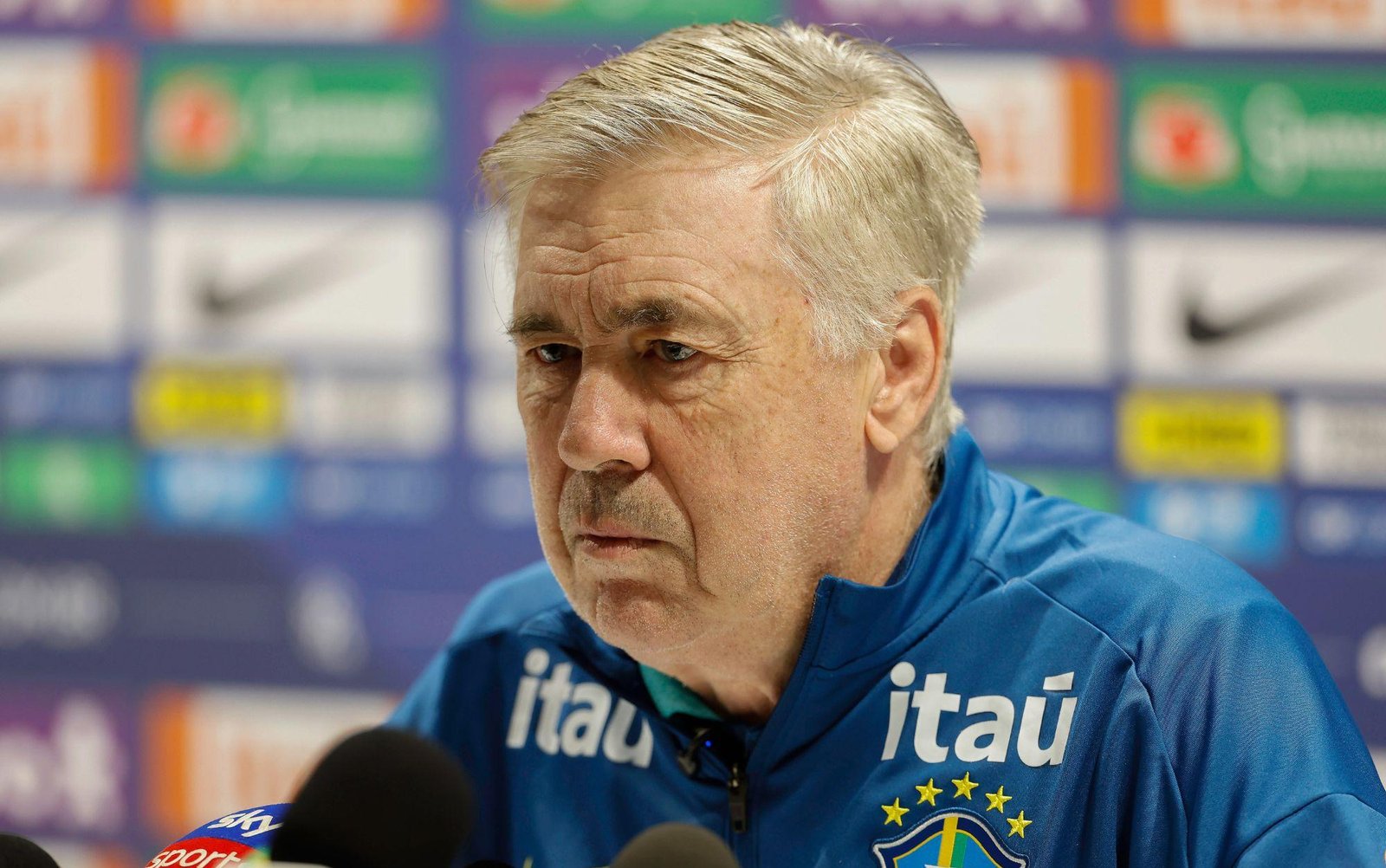 Ancelotti faz mistério sobre lista para a Copa: "Não está fechada"