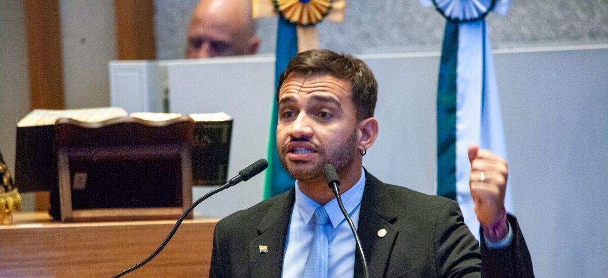 Caso Master: Deputado pede para PGR investigar Ibaneis e buscar bloqueio de bens de governador